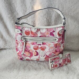 Coach Daisy Kaleidoscope Print Convertible Hobo Style F23957 and Matching Wallet